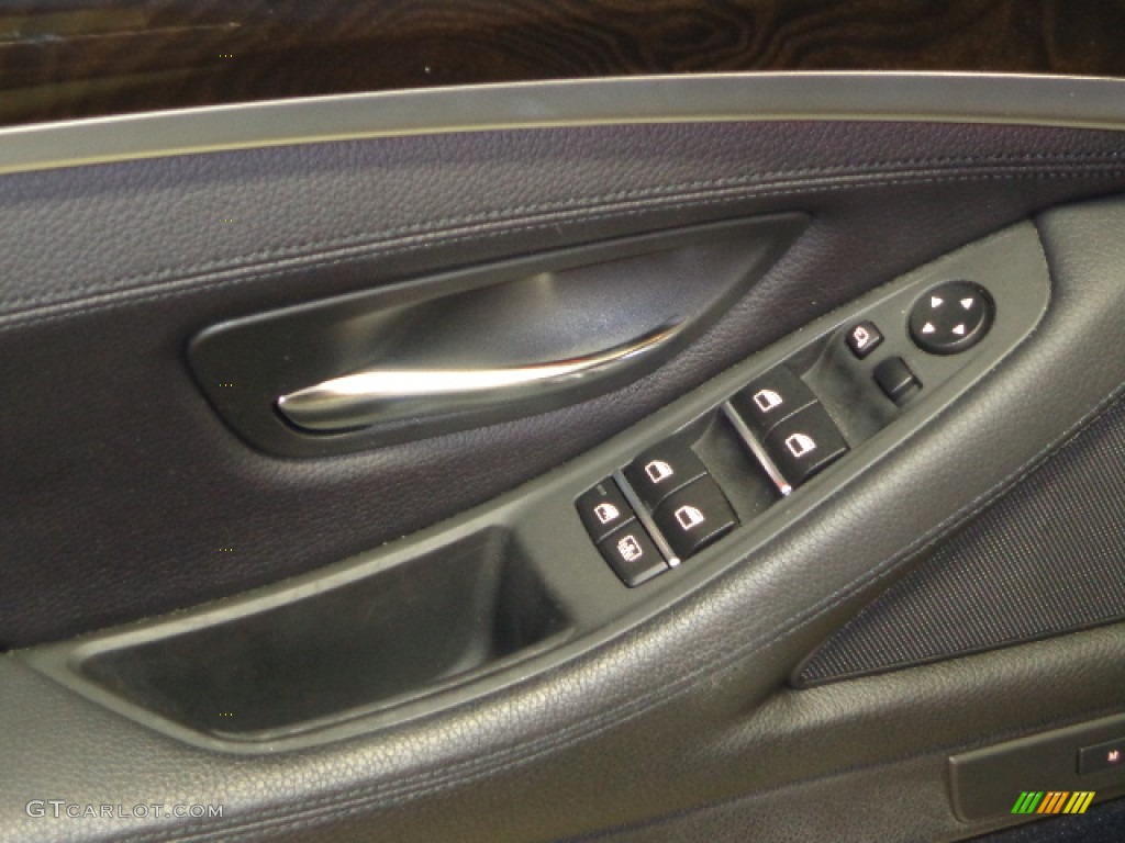 2012 BMW 5 Series 550i xDrive Sedan Controls Photo #73922390