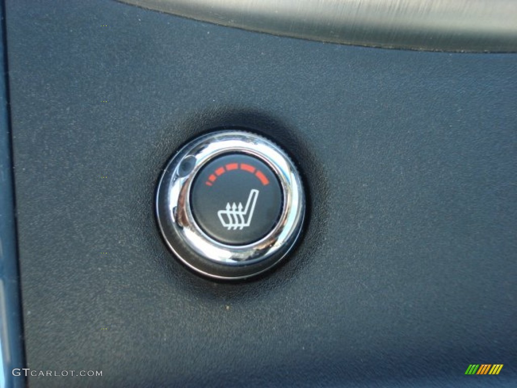 2010 Infiniti G 37 Journey Coupe Controls Photos