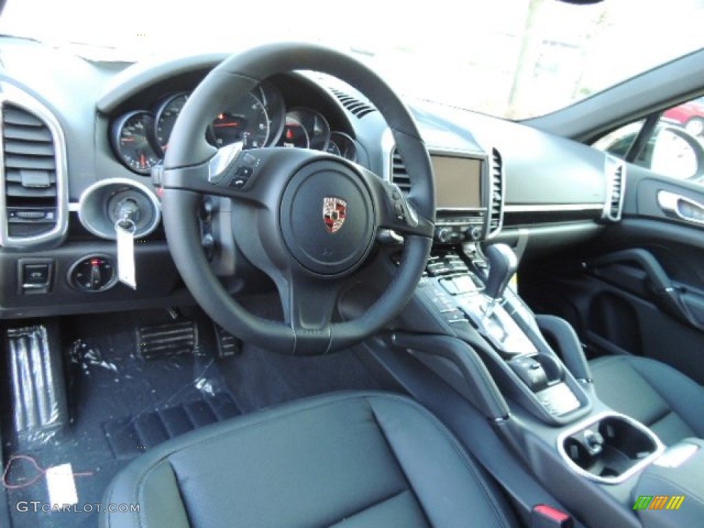 Black Interior 2013 Porsche Cayenne Diesel Photo #73924059