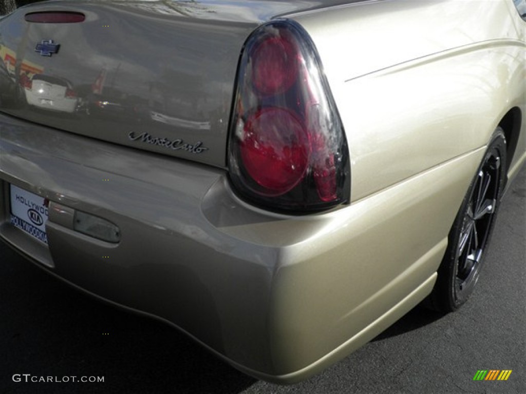 2005 Monte Carlo LS - Sandstone Metallic / Neutral photo #16