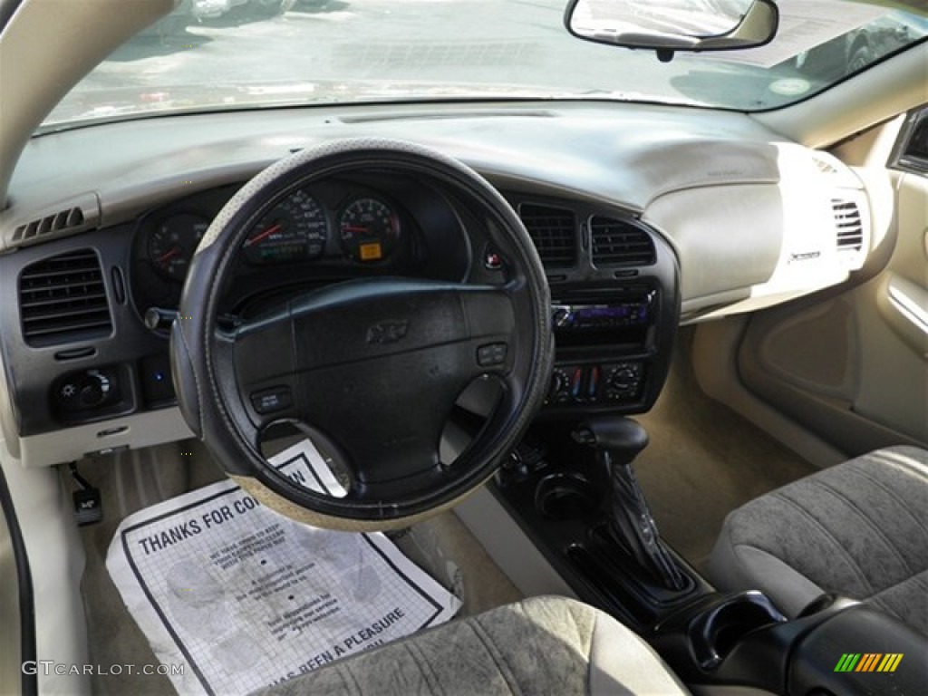 2005 Monte Carlo LS - Sandstone Metallic / Neutral photo #27
