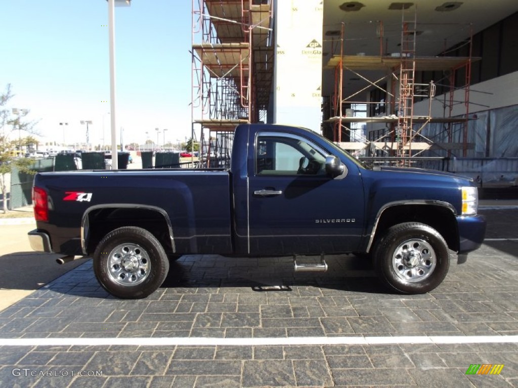 2011 Silverado 1500 LT Regular Cab 4x4 - Imperial Blue Metallic / Light Titanium/Dark Titanium photo #6