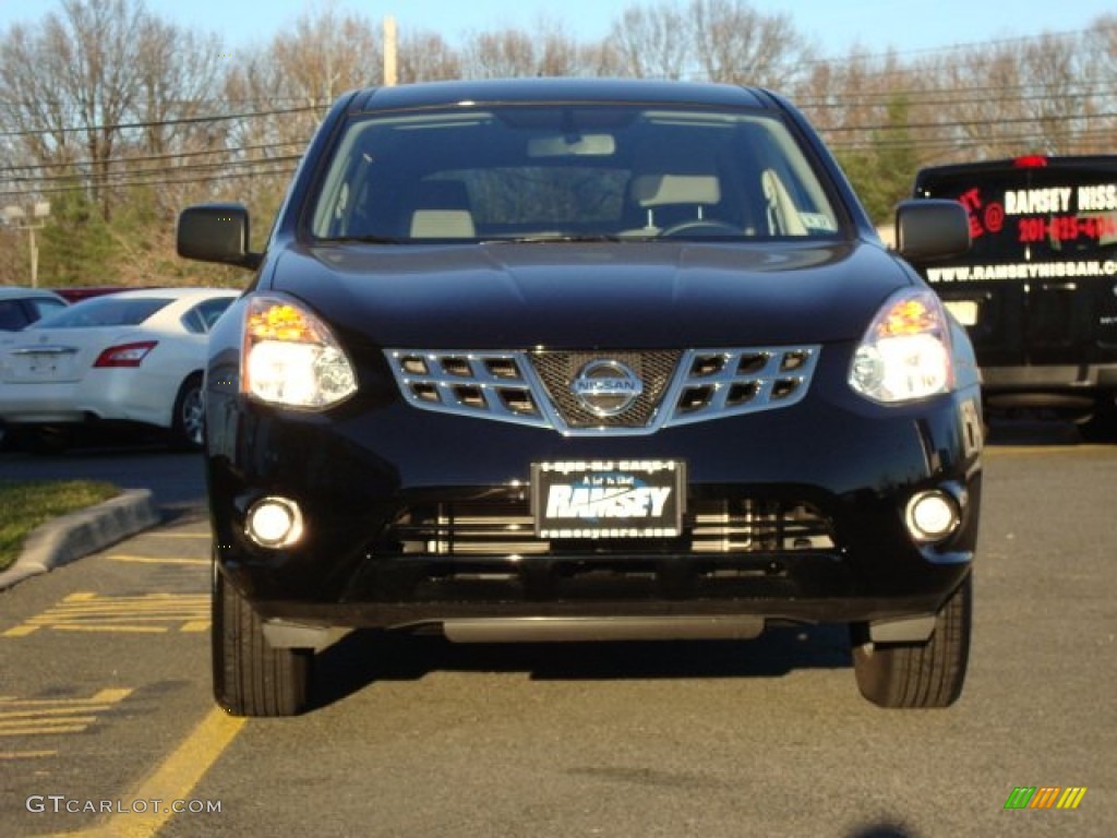 2012 Rogue S Special Edition AWD - Super Black / Gray photo #7