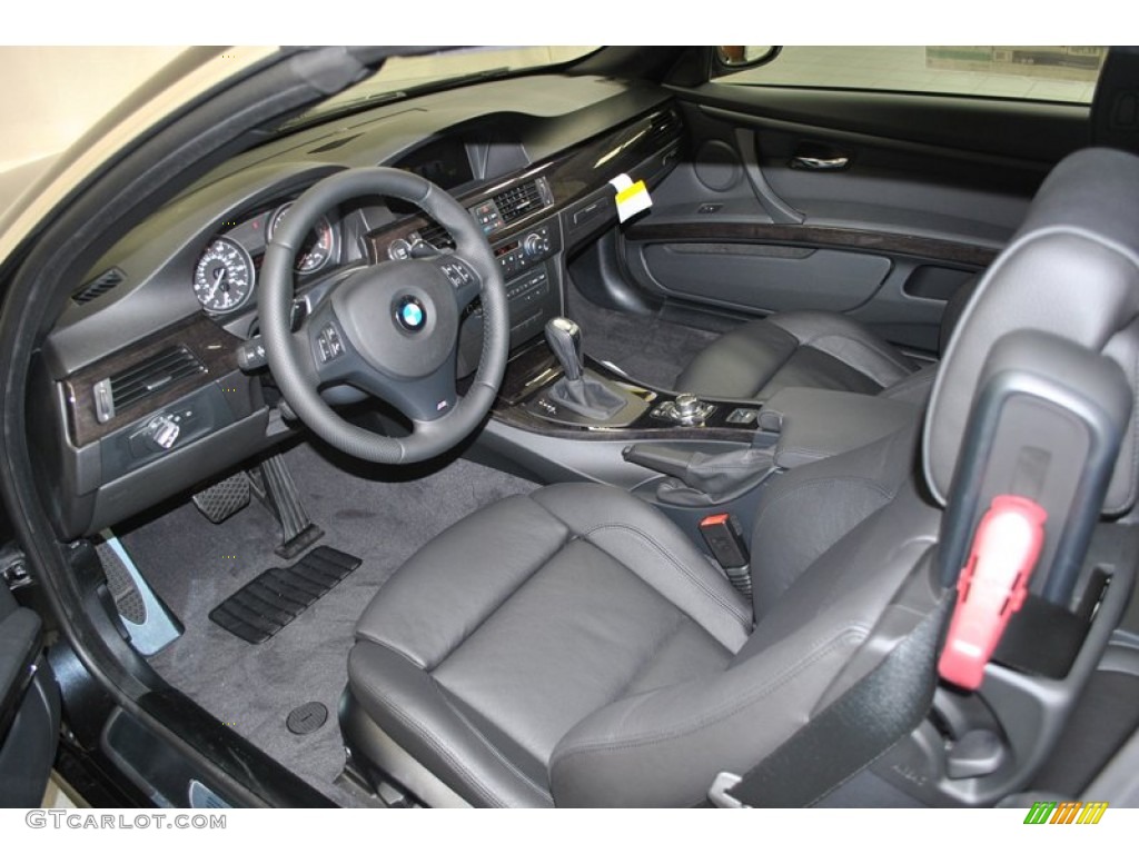 2013 3 Series 335i Convertible - Black Sapphire Metallic / Black photo #11
