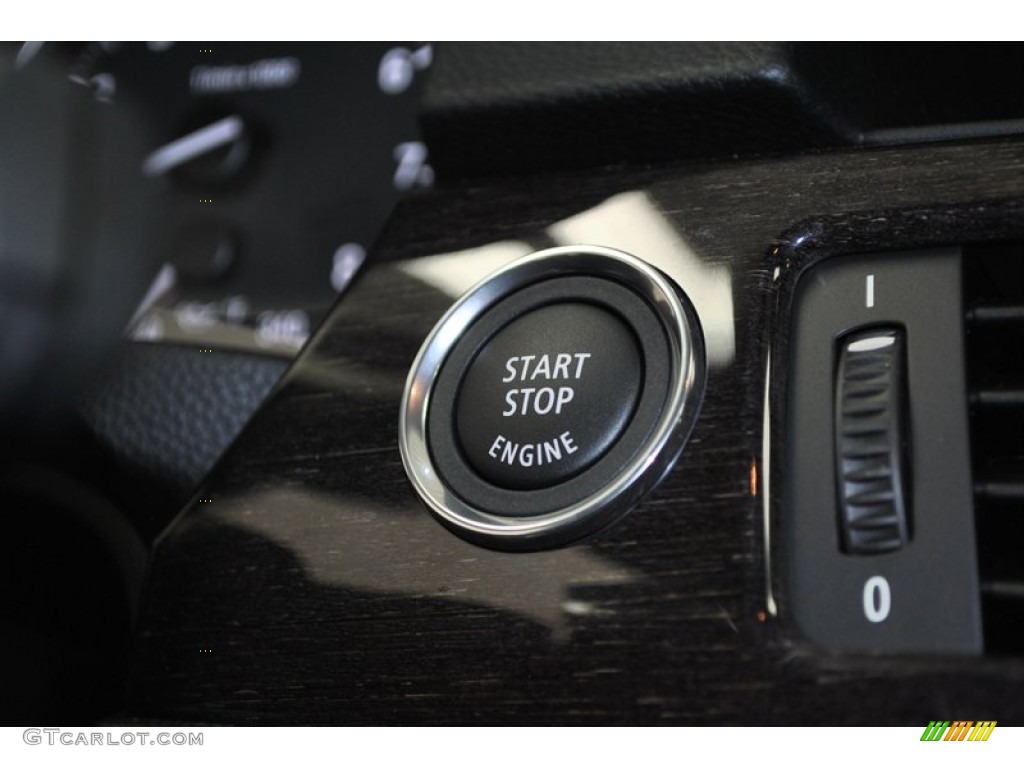 2013 3 Series 335i Convertible - Black Sapphire Metallic / Black photo #21