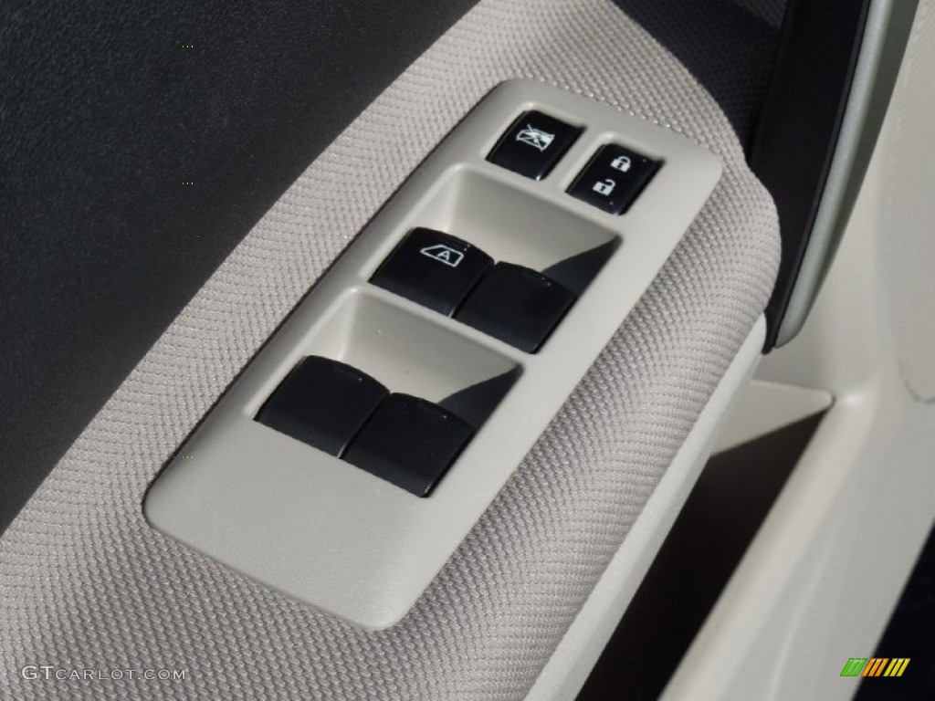 2011 Rogue SV AWD - Frosted Steel Metallic / Gray photo #10