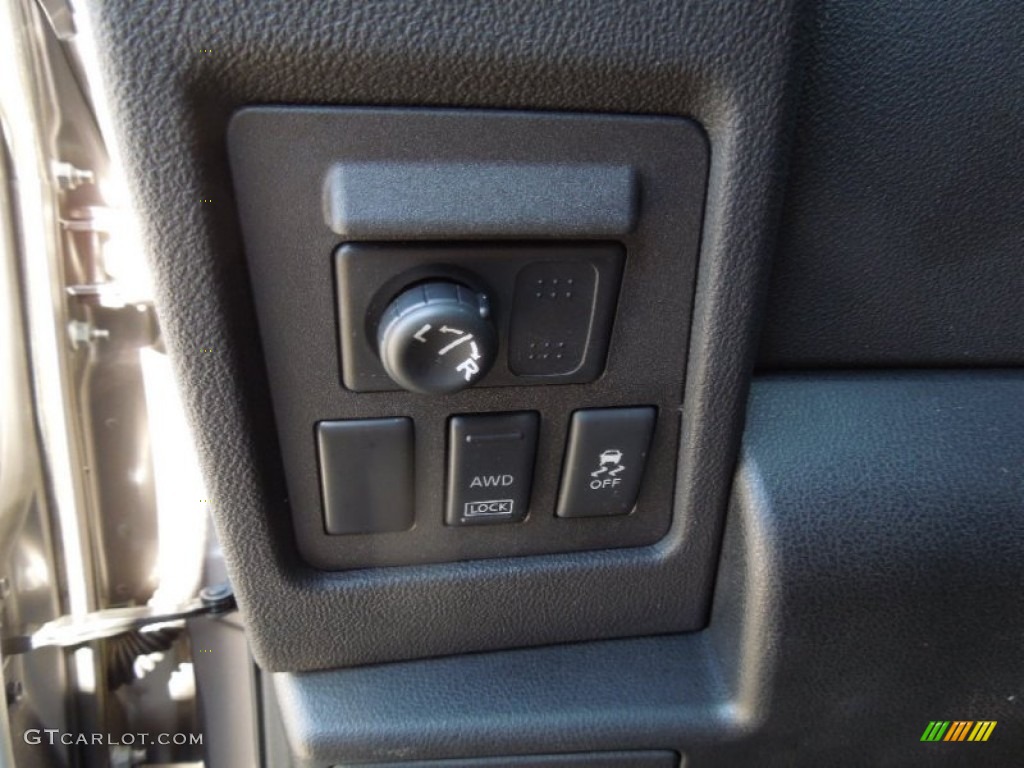 2011 Rogue SV AWD - Frosted Steel Metallic / Gray photo #12