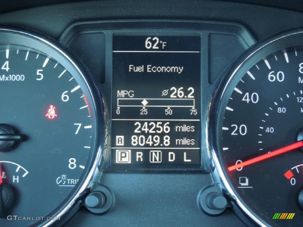 2011 Rogue SV AWD - Frosted Steel Metallic / Gray photo #17