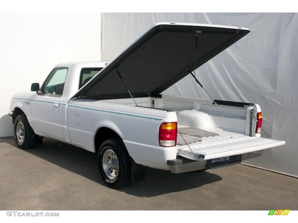 1998 Ranger XLT Regular Cab - Oxford White / Medium Graphite photo #10