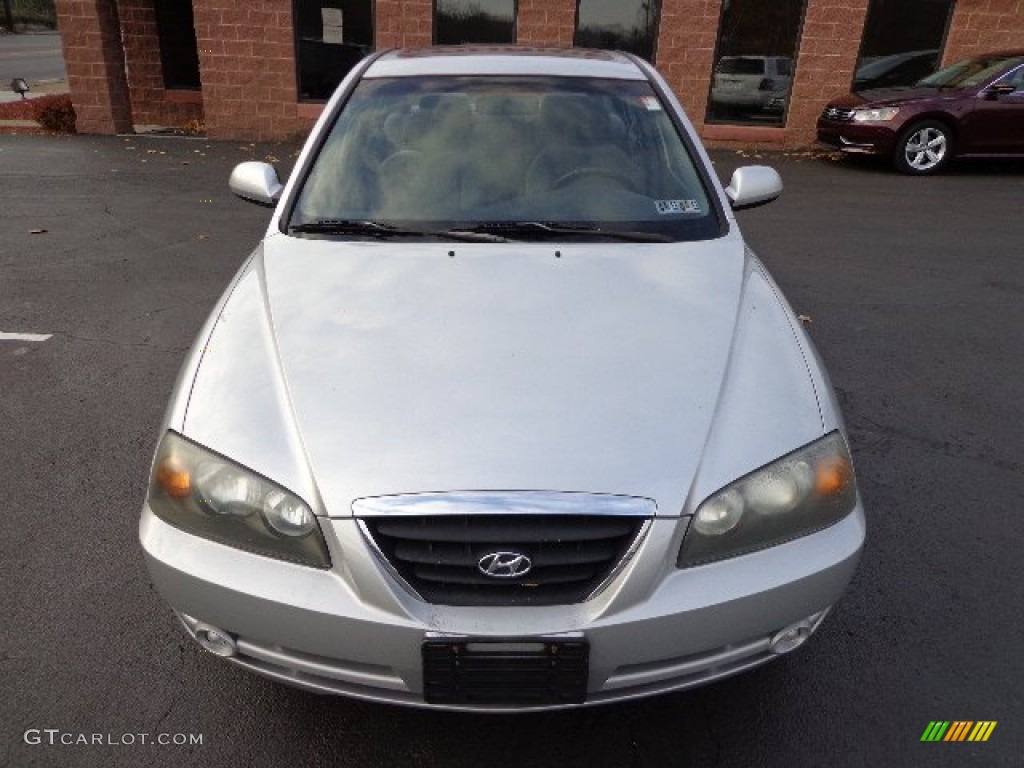 2004 Elantra GLS Sedan - Sterling Silver / Gray photo #15