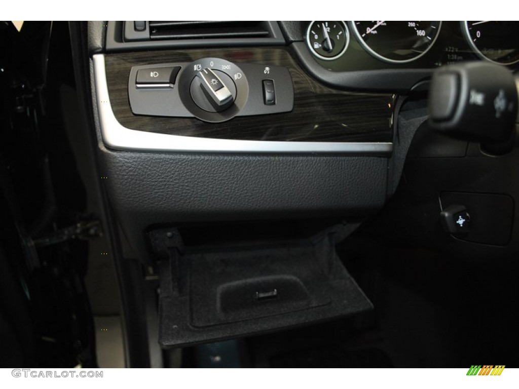 2013 5 Series 535i Sedan - Jet Black / Black photo #24