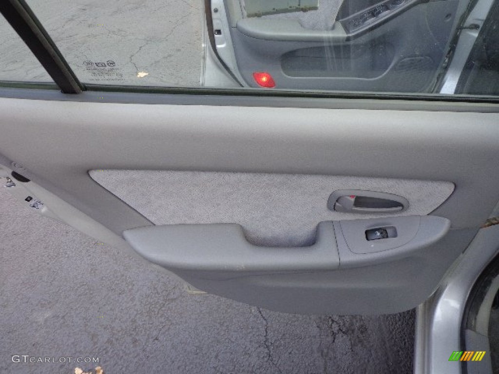 2004 Elantra GLS Sedan - Sterling Silver / Gray photo #16