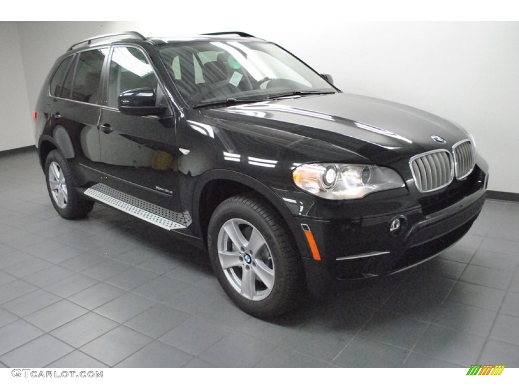 Black Sapphire Metallic BMW X5