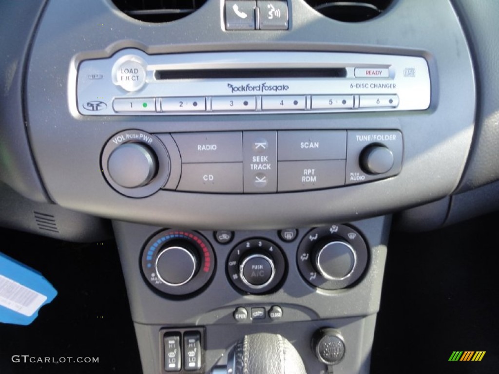 2011 Mitsubishi Eclipse Spyder GS Sport Controls Photo #73944173