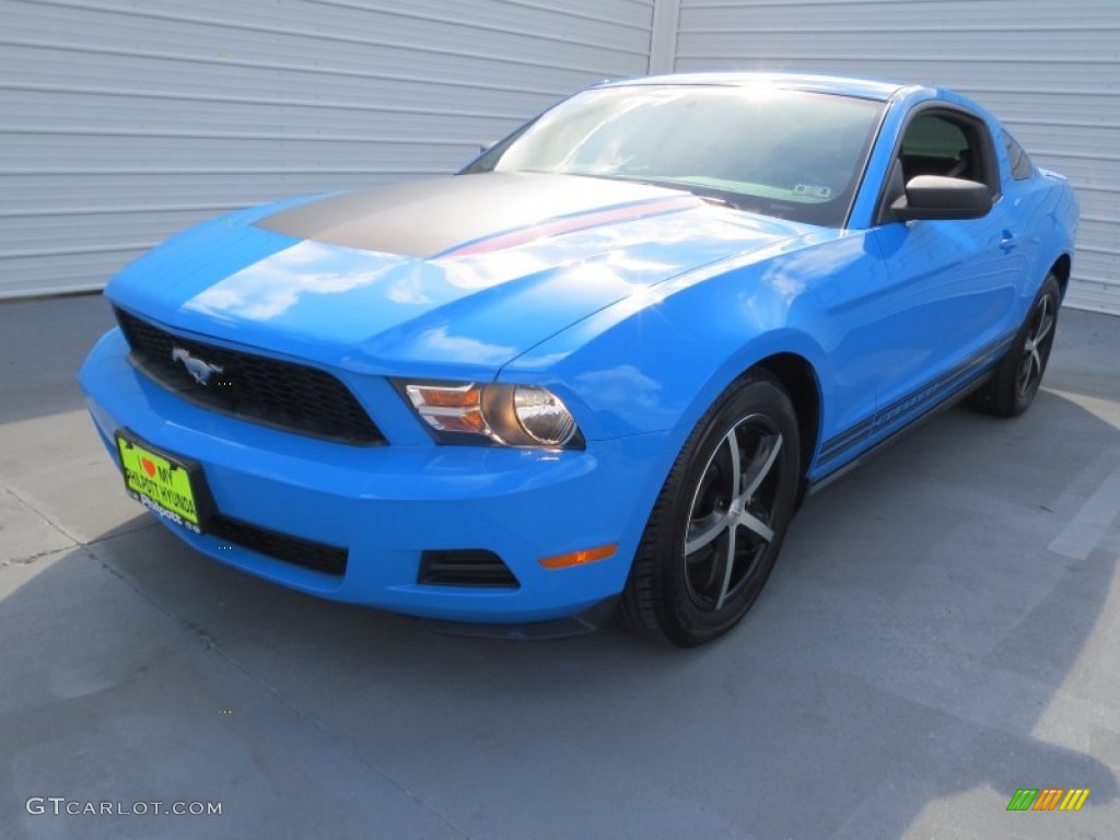 2010 Mustang V6 Coupe - Grabber Blue / Charcoal Black photo #6