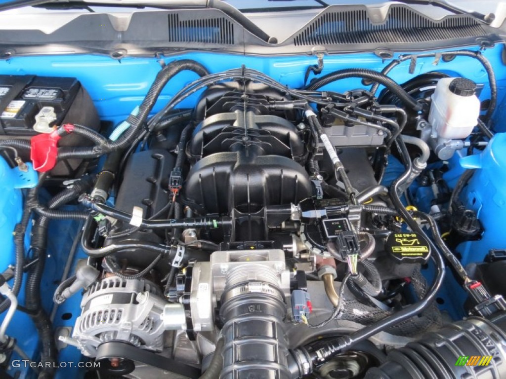 2010 Mustang V6 Coupe - Grabber Blue / Charcoal Black photo #19