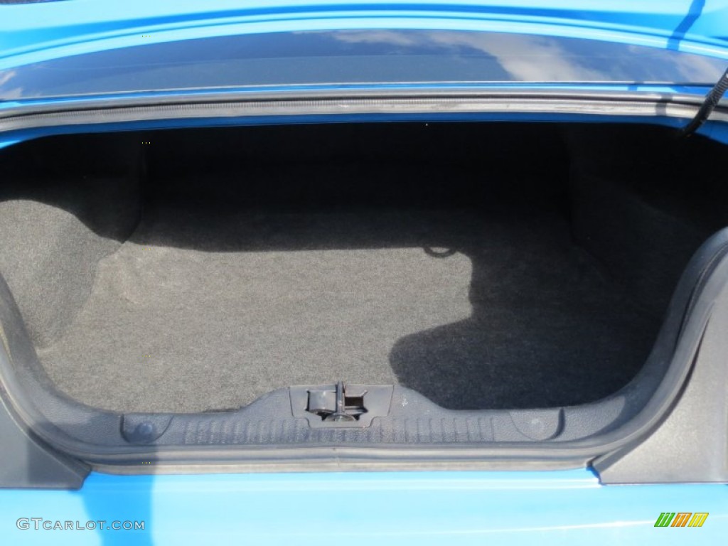2010 Mustang V6 Coupe - Grabber Blue / Charcoal Black photo #24