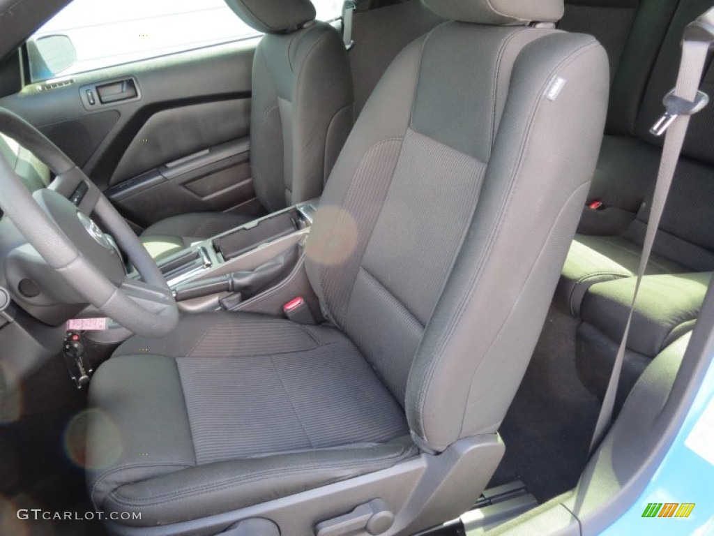2010 Mustang V6 Coupe - Grabber Blue / Charcoal Black photo #26