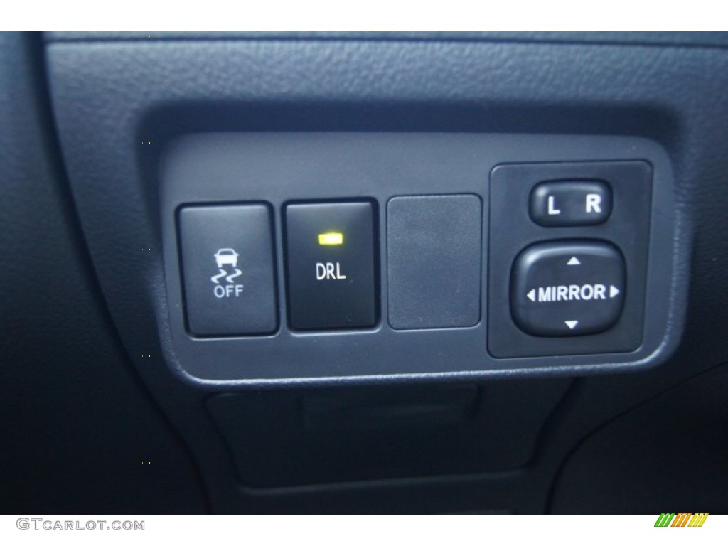 2013 Corolla S - Classic Silver Metallic / Dark Charcoal photo #25