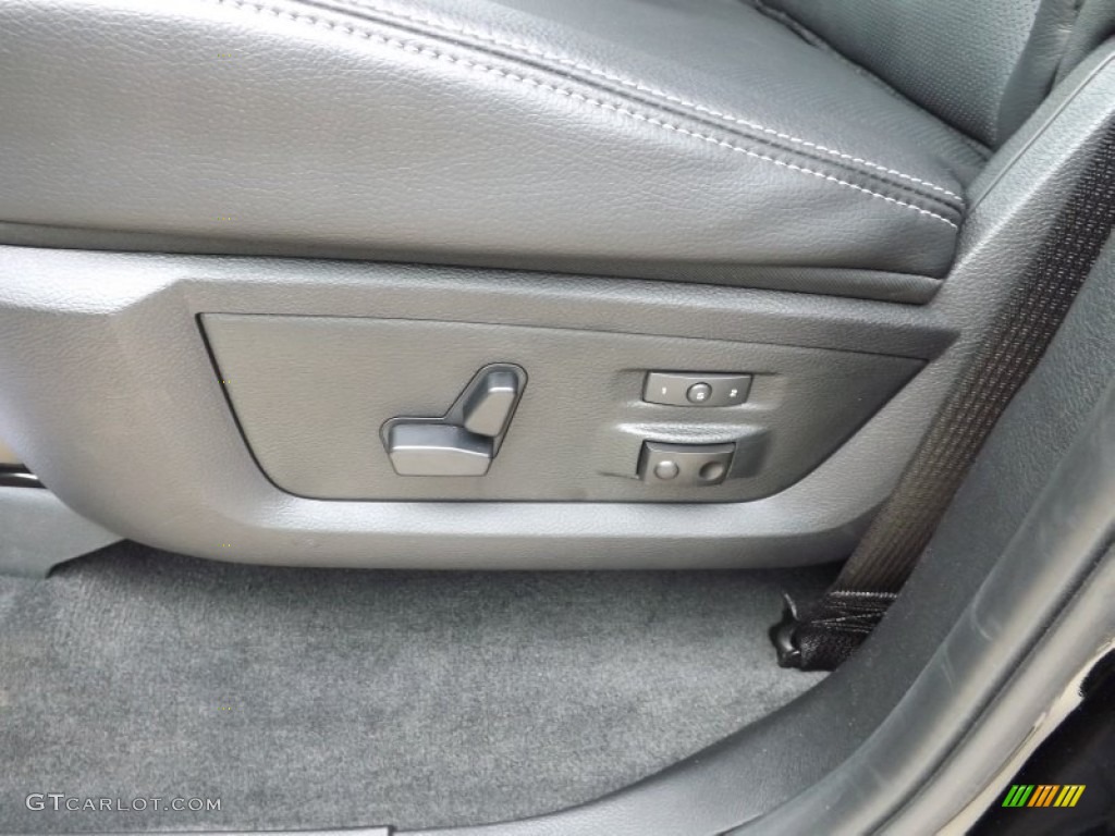 Black Interior 2013 Ram 1500 Laramie Crew Cab 4x4 Photo #73947964