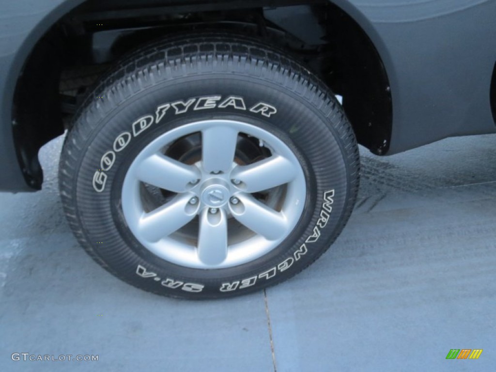 2008 Titan SE Crew Cab - Desert Stone / Charcoal photo #12