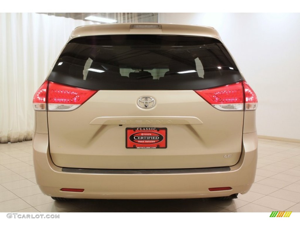2011 Sienna LE - Sandy Beach Metallic / Bisque photo #21