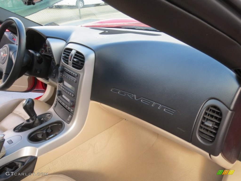 2005 Corvette Coupe - Precision Red / Cashmere photo #21