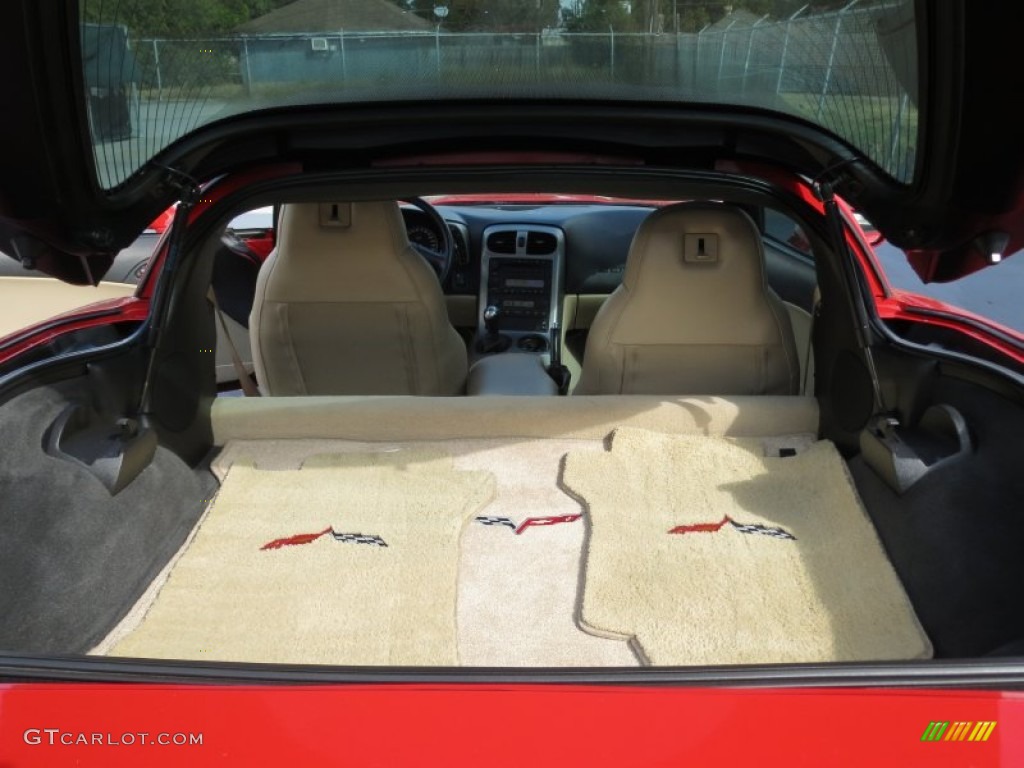 2005 Corvette Coupe - Precision Red / Cashmere photo #23