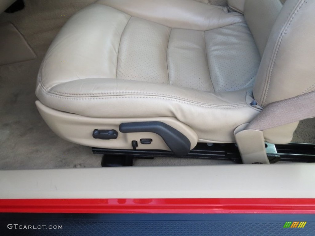 2005 Corvette Coupe - Precision Red / Cashmere photo #26