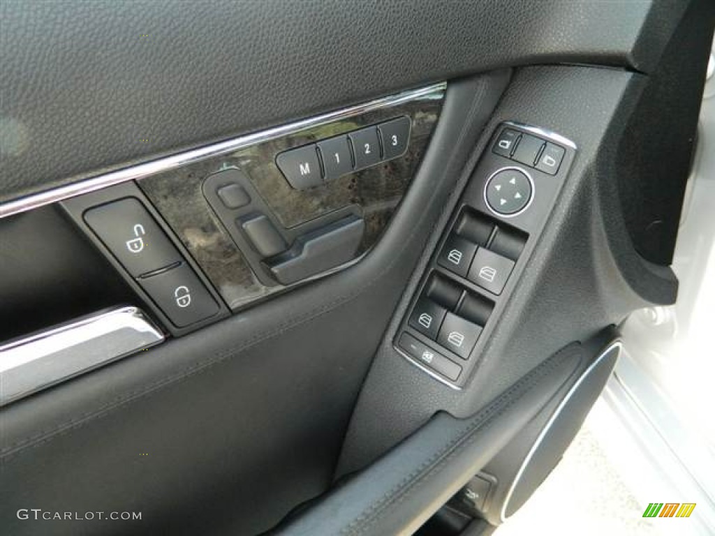 2009 Mercedes-Benz C 63 AMG Controls Photo #73957425