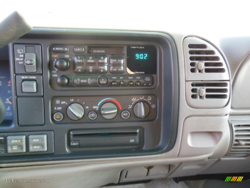 1999 Tahoe LS 4x4 - Light Pewter Metallic / Neutral photo #11