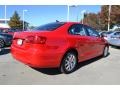 Tornado Red - Jetta SE Sedan Photo No. 2
