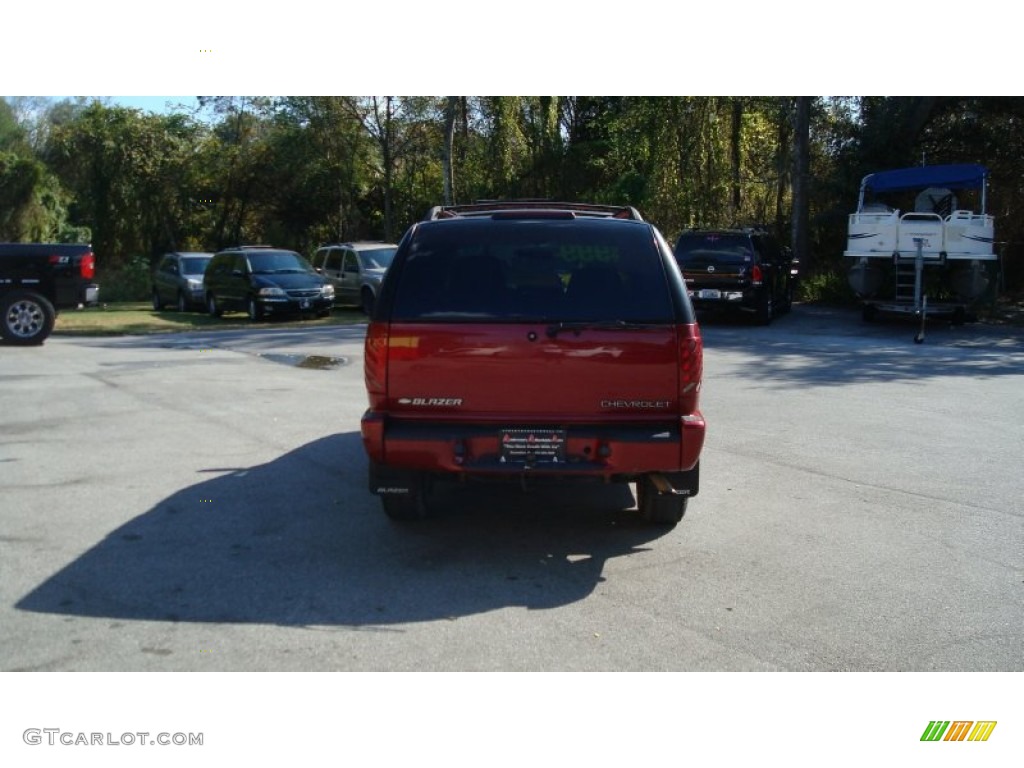 2002 Blazer LS - Dark Cherry Red Metallic / Beige photo #4