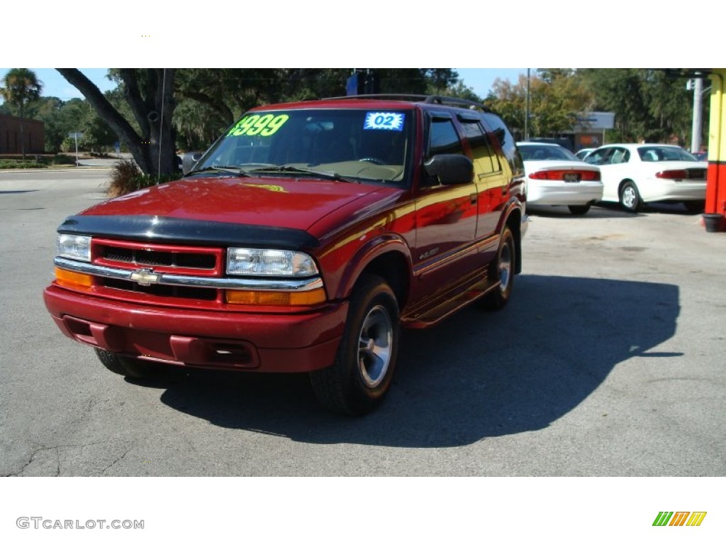 2002 Blazer LS - Dark Cherry Red Metallic / Beige photo #7