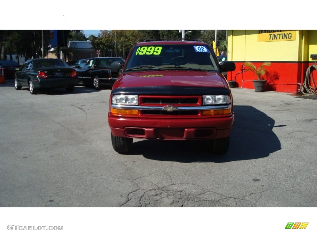 2002 Blazer LS - Dark Cherry Red Metallic / Beige photo #8