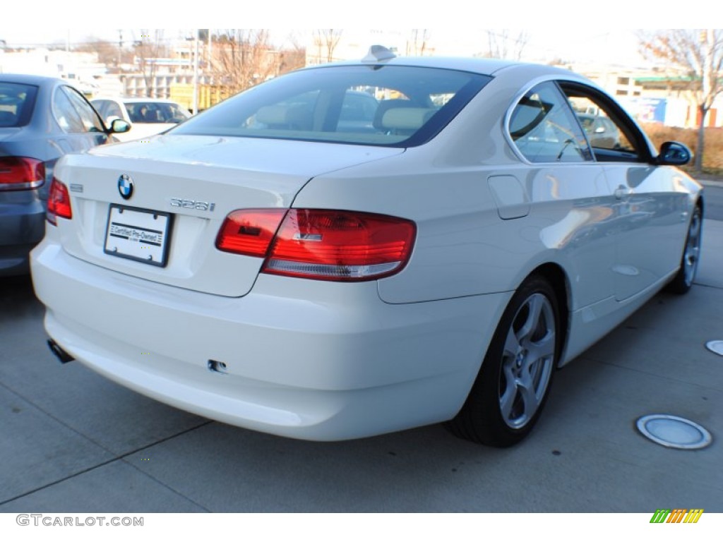 2009 3 Series 328xi Coupe - Alpine White / Cream Beige Dakota Leather photo #5