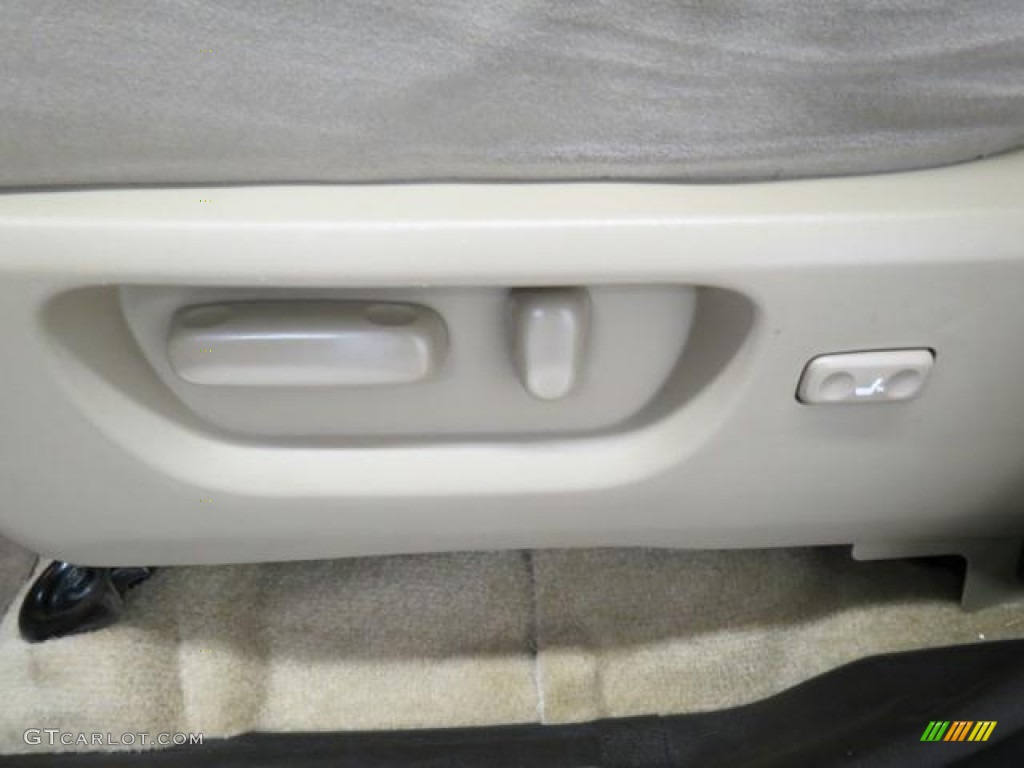 2008 Sequoia SR5 - Nautical Blue Metallic / Sand Beige photo #10