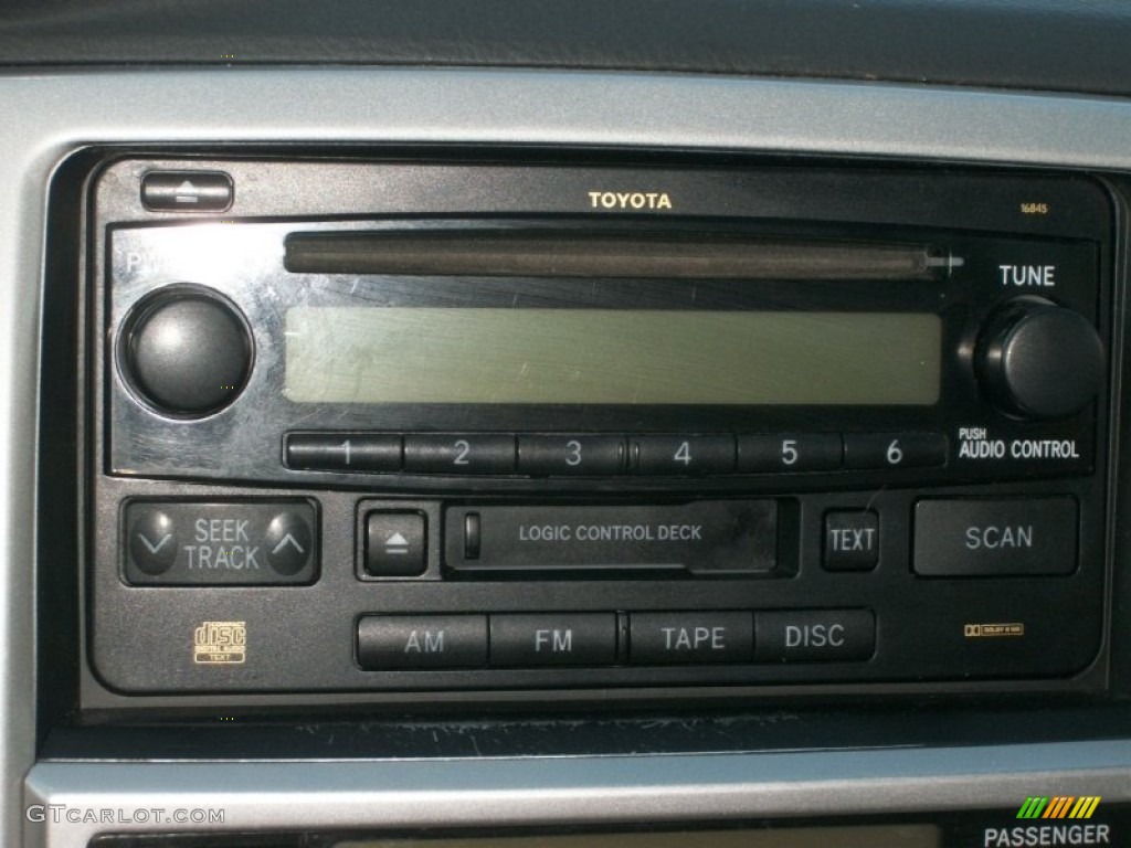 2004 Toyota 4Runner SR5 4x4 Audio System Photo #73962617