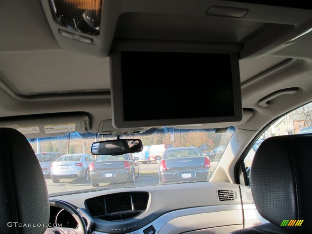 2007 B9 Tribeca Limited 7 Passenger - Diamond Gray Metallic / Slate Gray photo #25