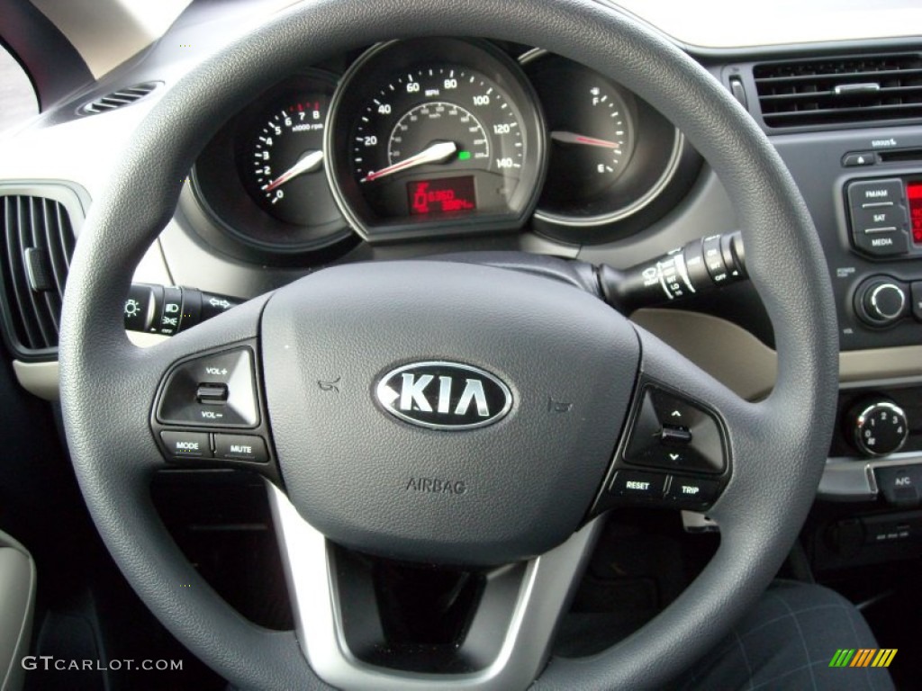 2013 Kia Rio LX 5-Door Steering Wheel Photos
