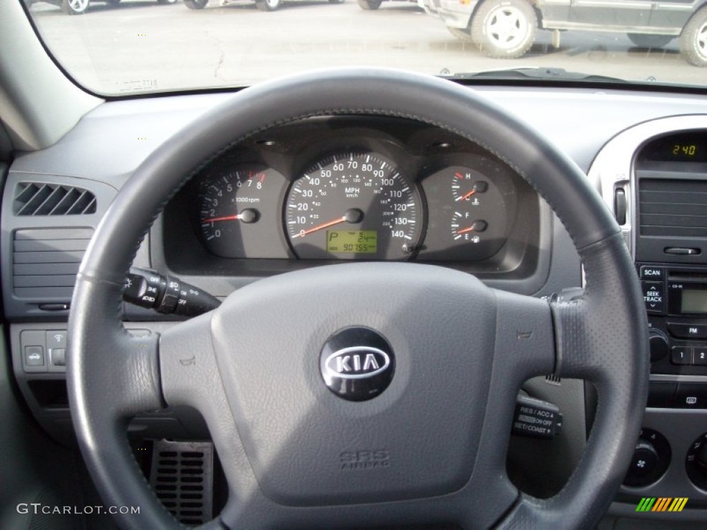 2006 Kia Spectra EX Sedan Gray Steering Wheel Photo #73963586