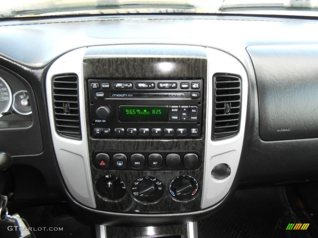 2005 Mercury Mariner V6 Premier Controls Photo #73965548