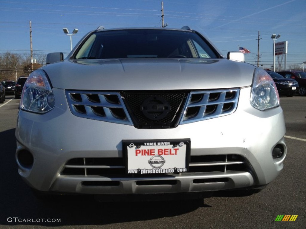 2011 Rogue SV AWD - Silver Ice Metallic / Black photo #2