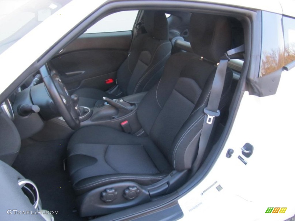 2010 370Z Coupe - Pearl White / Black Cloth photo #9