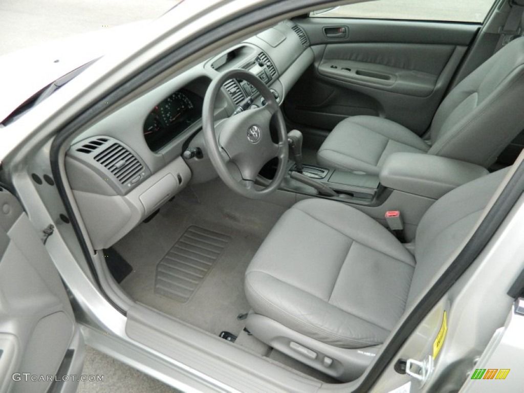 Stone Interior 2002 Toyota Camry Le Photo 73967517