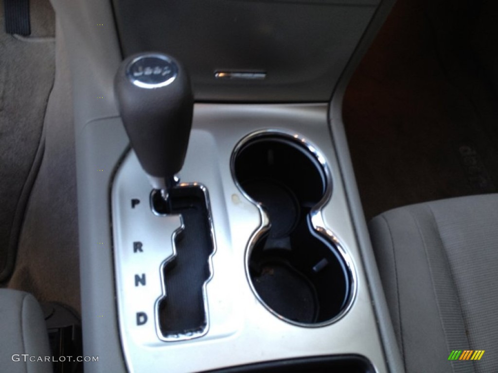 2011 Jeep Grand Cherokee Laredo 4x4 Transmission Photos