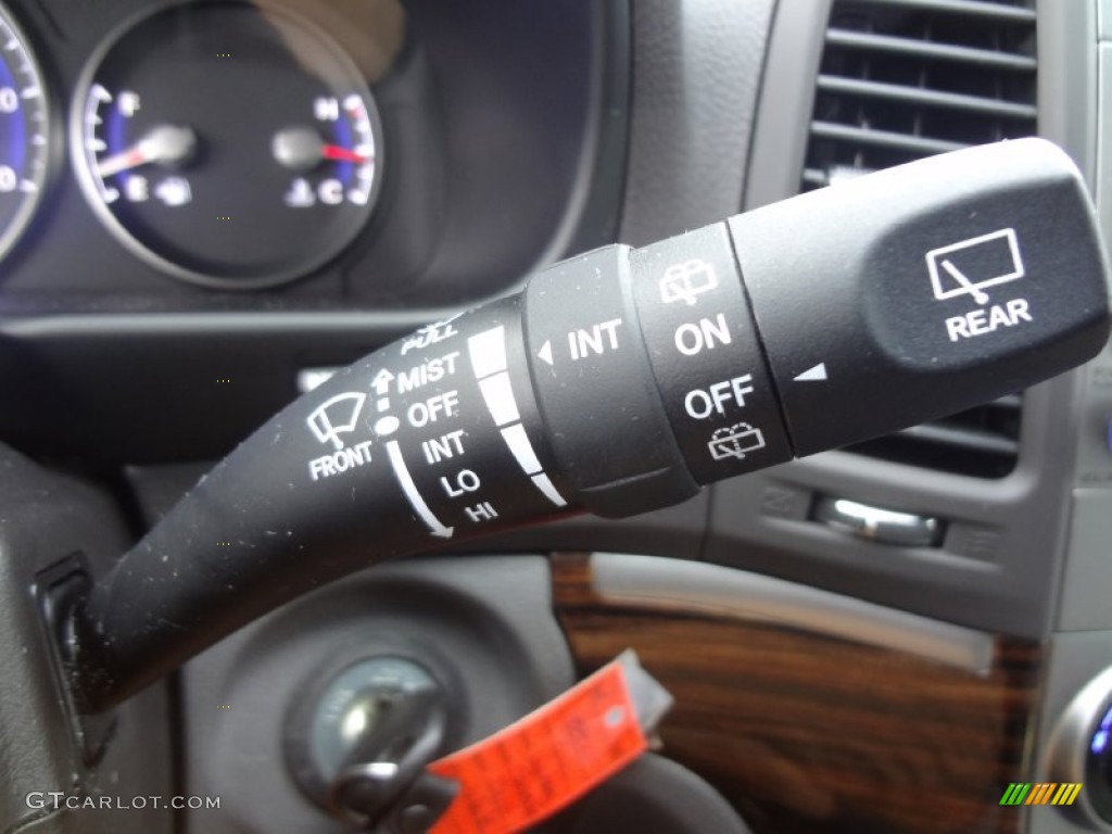 2010 Hyundai Santa Fe GLS 4WD Controls Photo #73968167