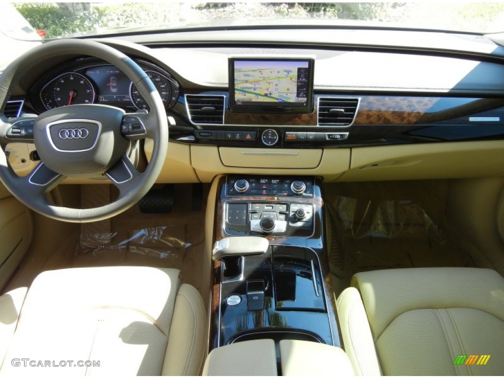 2011 A8 L 4.2 FSI quattro - Savana Beige Pearl Effect / Velvet Beige photo #21