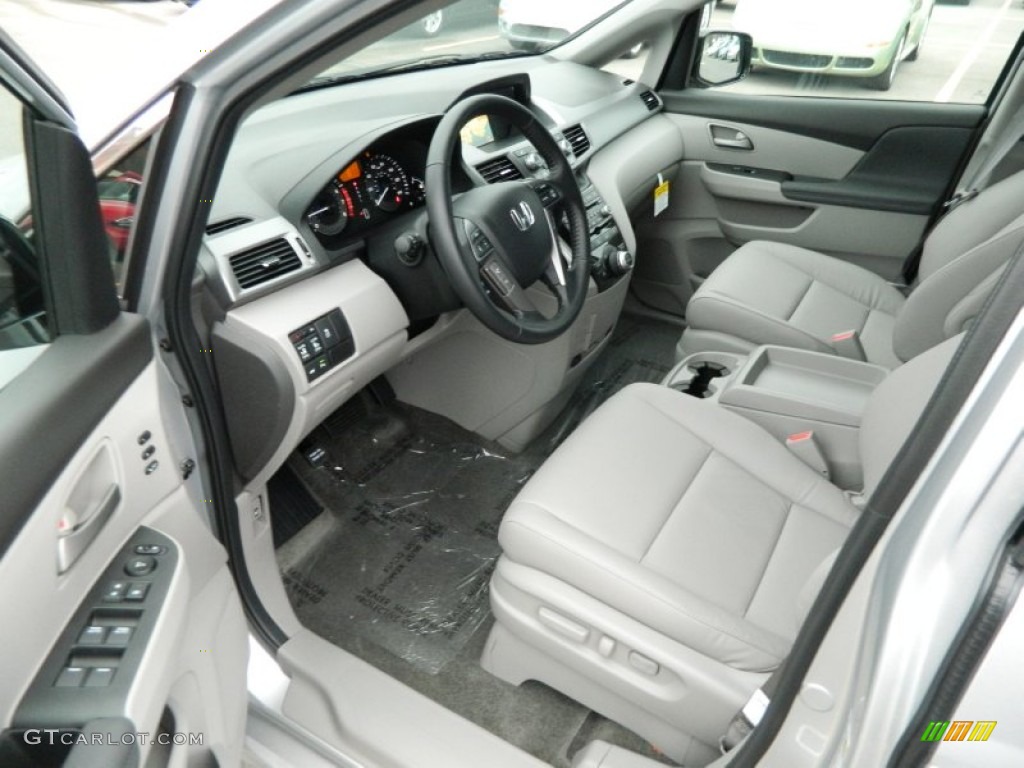 2013 Honda Odyssey Touring Interior Color Photos