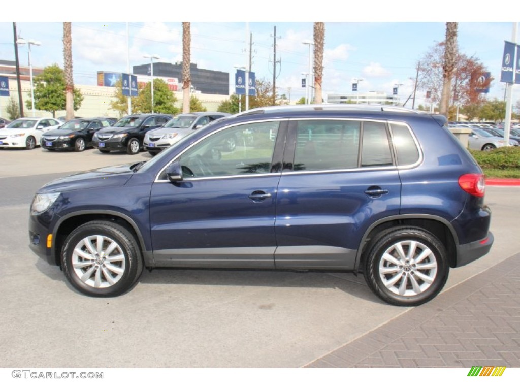 2011 Tiguan SE - Night Blue Metallic / Charcoal photo #5